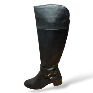 VINCE CAMUTO ‘Delson’ Leather Knee High Riding Boots Side Zippers 1.5” Heel Sz 8